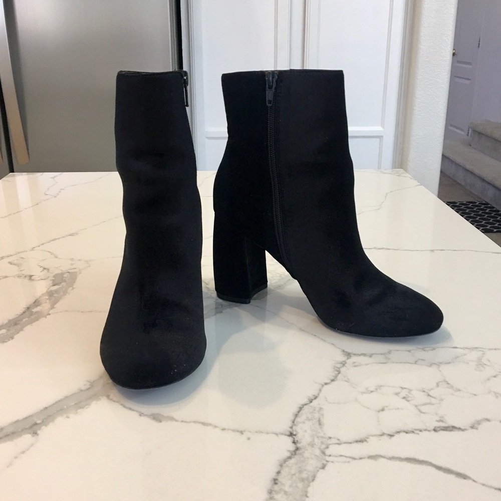 Topshop Literally High Cut Boot - Black Velvet EU 38/US 7.5 - Picture 4 of 17